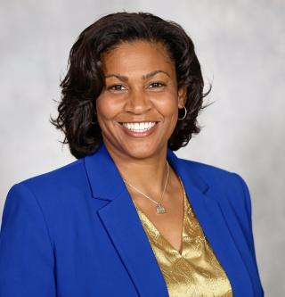 Donna Polk Headshot